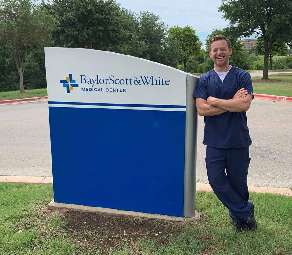 US NAVY VETERAN AND RN WORK PHOTO